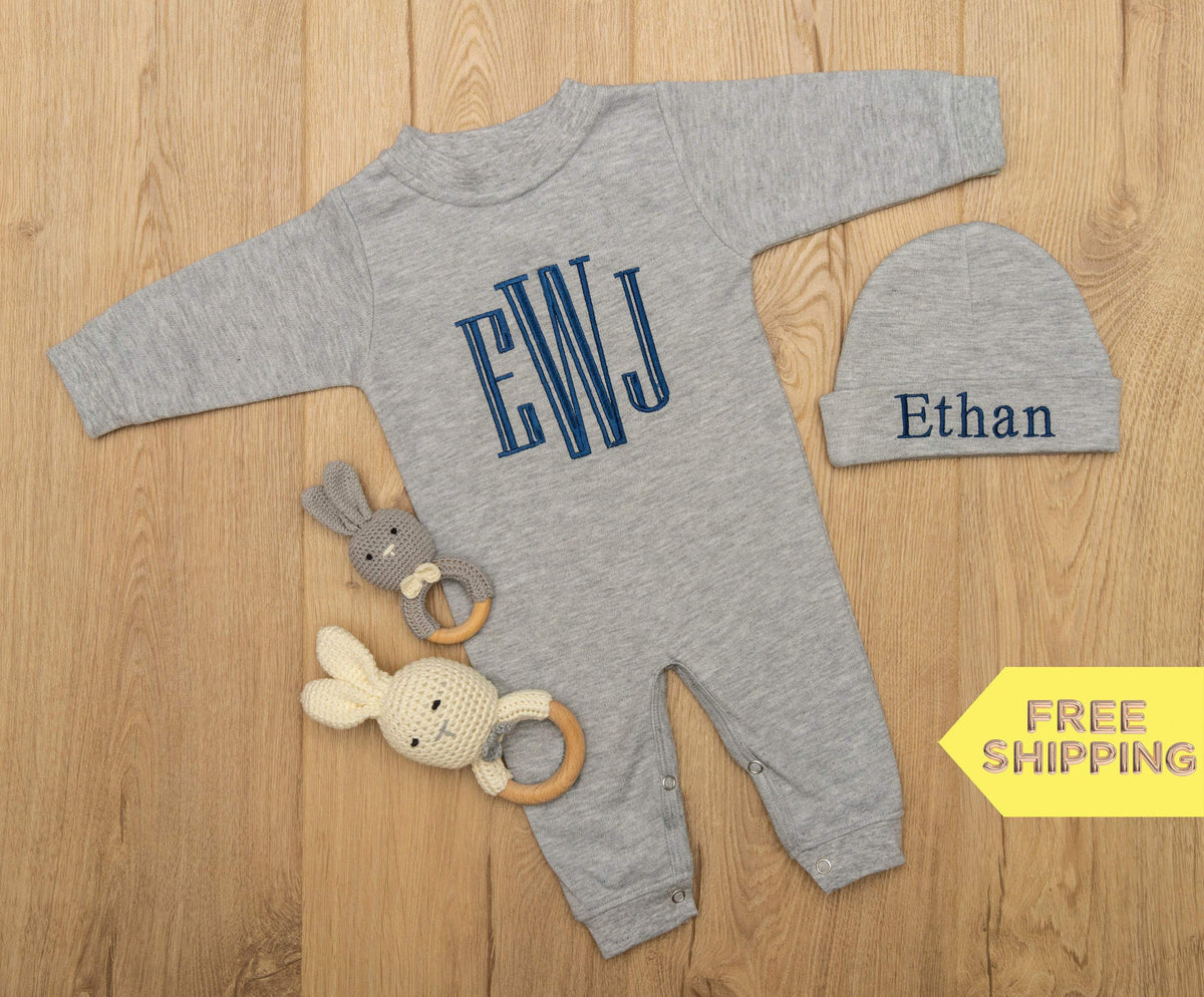 La Maison du Monogramme Baby Boy Coming Home Outfit | Personalized Infant Clothes NB / Sleeper & Hat